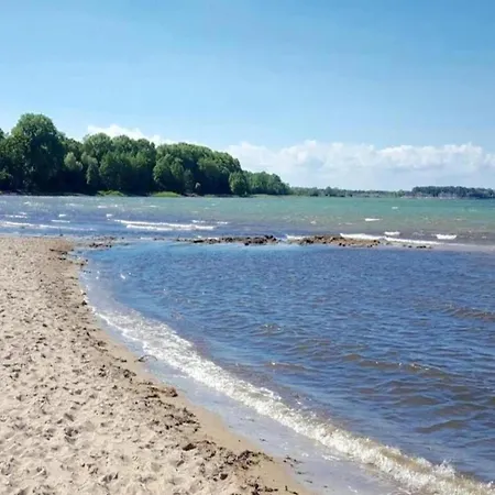 アパート In Strandnaehe, ツィロー